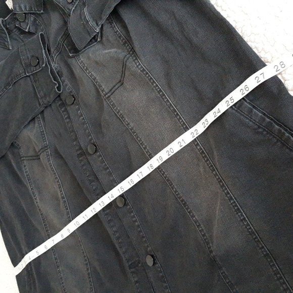 LOGO Lori Goldstein 24W Black Charcoal Grey Denim Button Released Hem Jacket - Picture 10 of 17